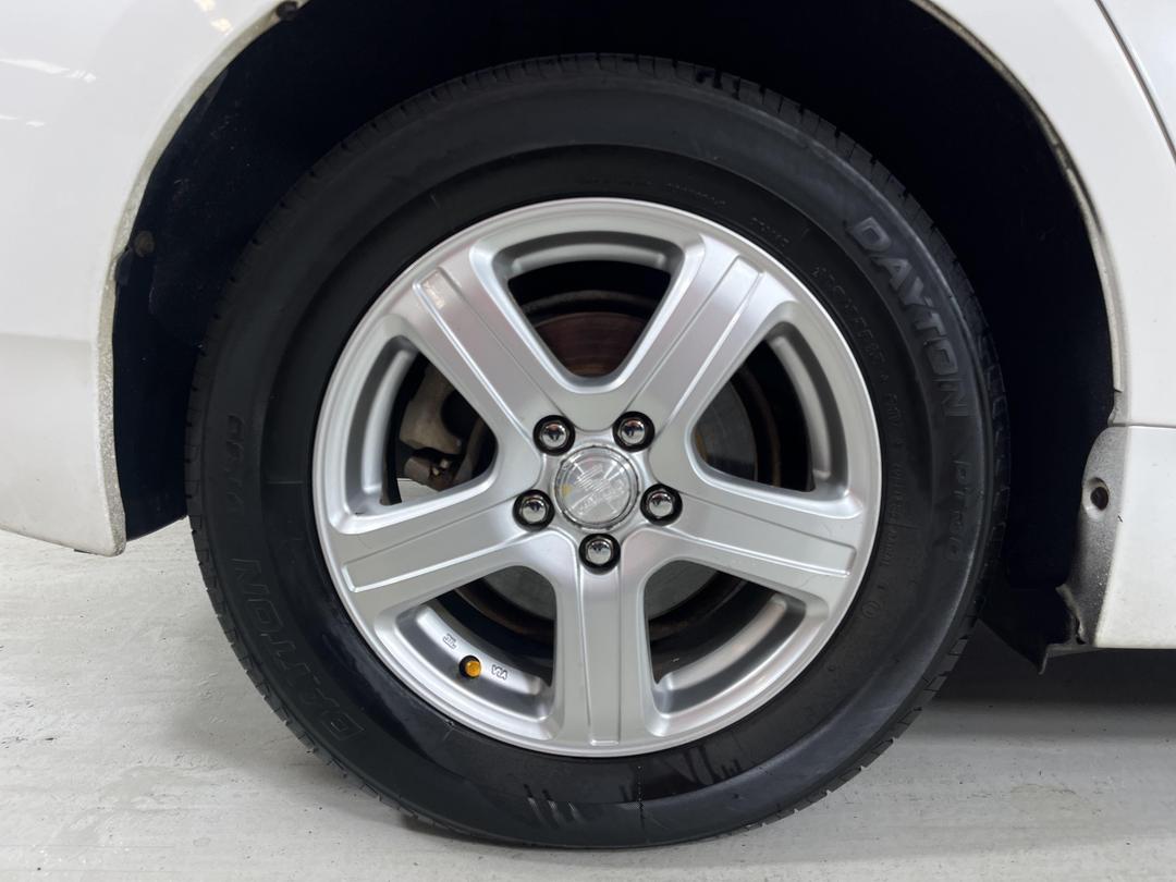 Photo '12' of Toyota Prius