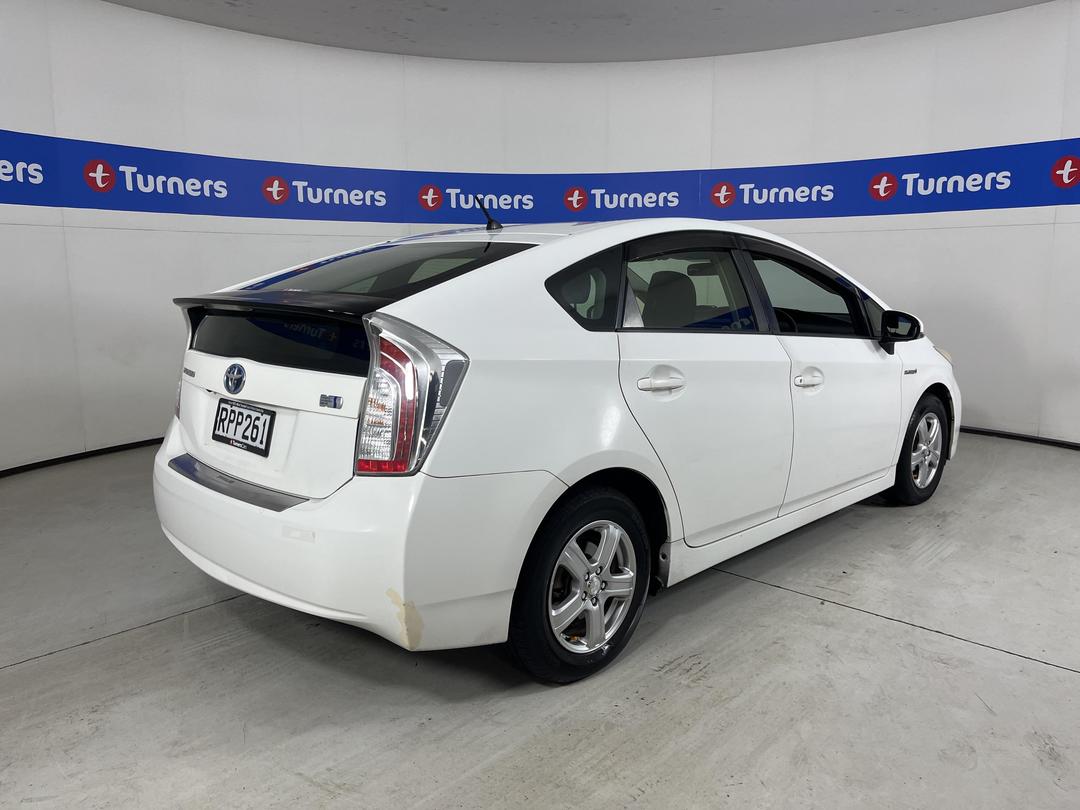 Photo '7' of Toyota Prius