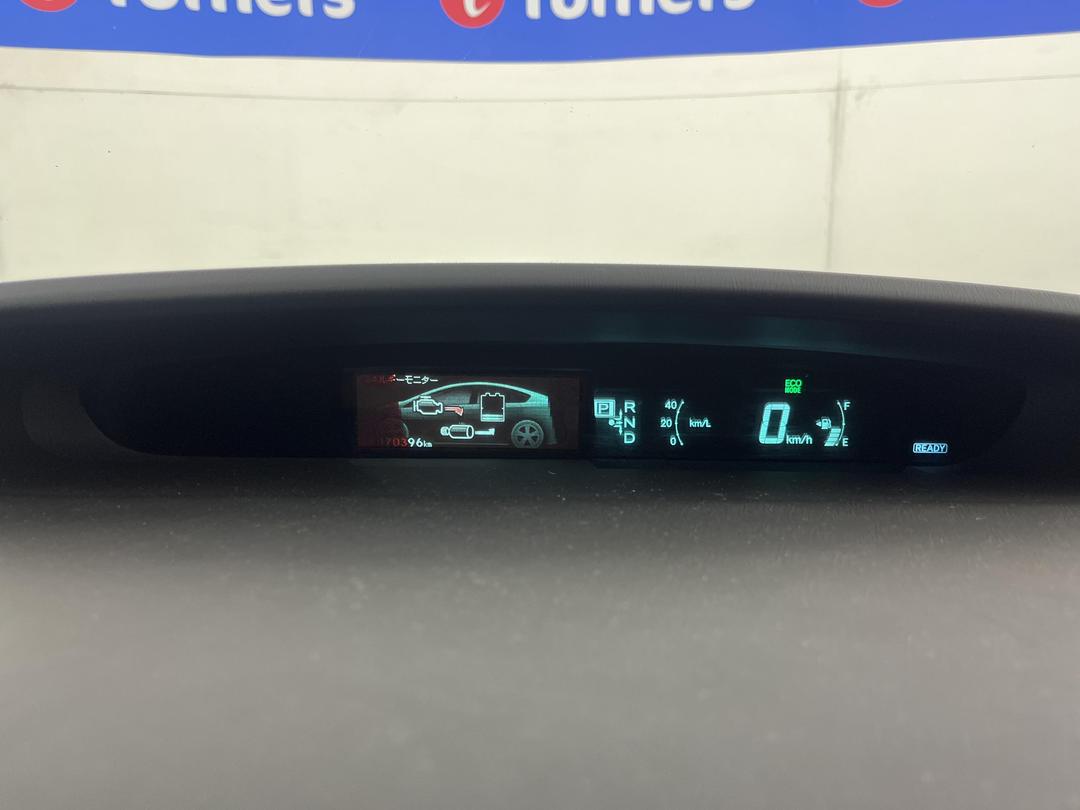 Photo '21' of Toyota Prius