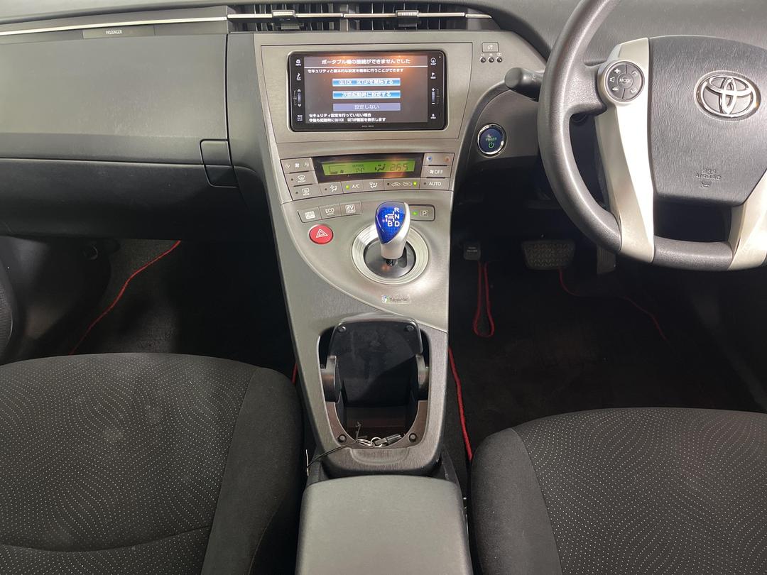 Photo '23' of Toyota Prius