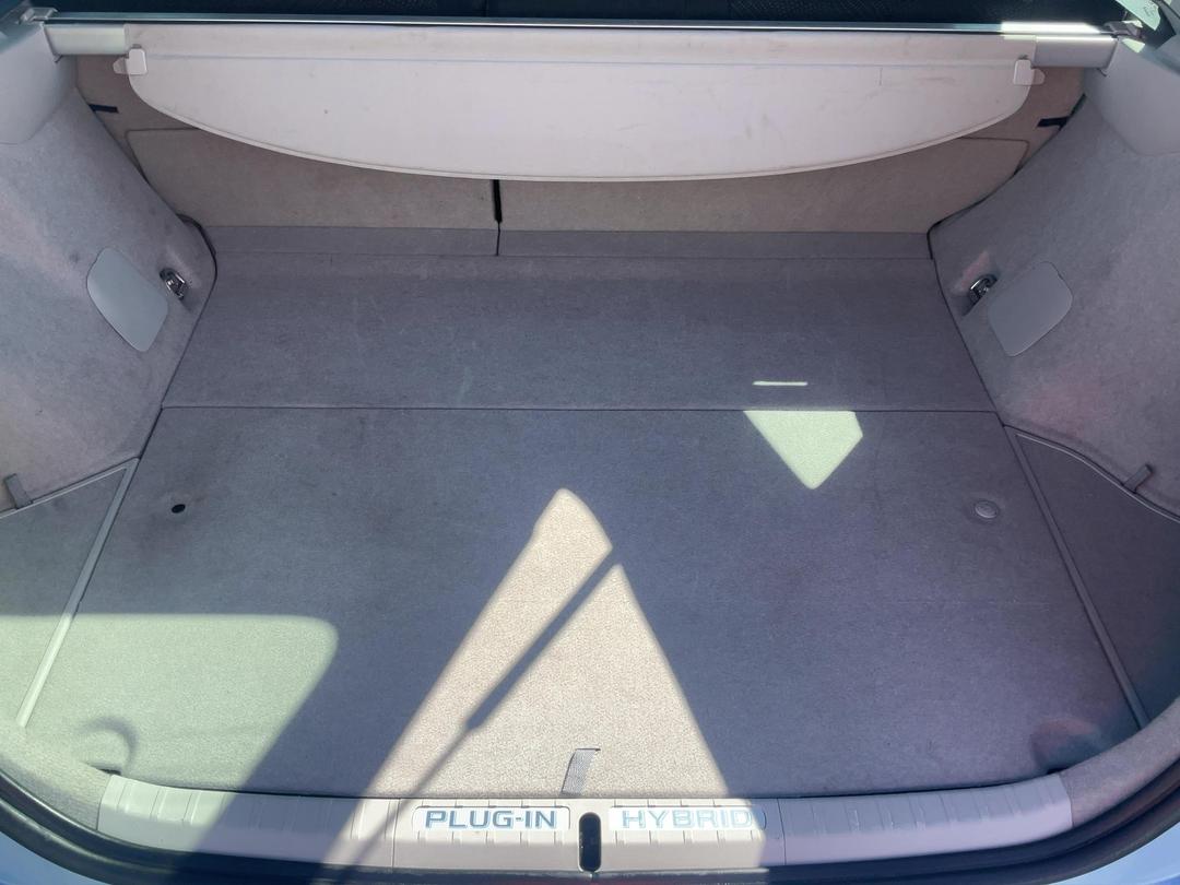 Photo '14' of Toyota Prius