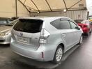 Thumbnail '5' of Toyota Prius Alpha Hybrid