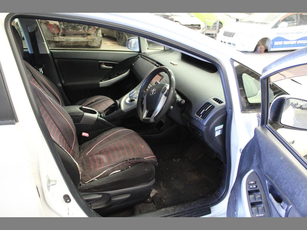 Photo '11' of Toyota Prius Photo '11' of Toyota Prius