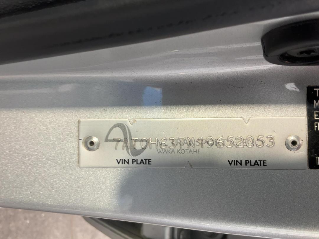 Photo '17' of Toyota Prius Photo '17' of Toyota Prius