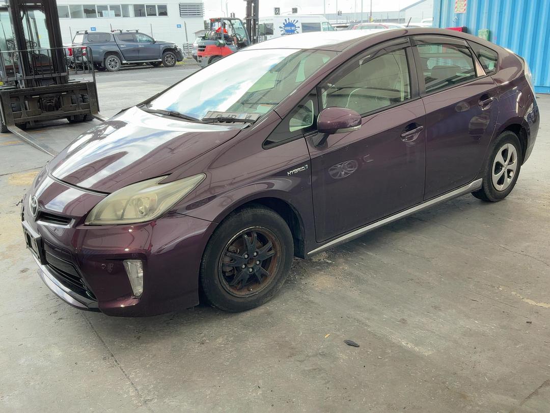 Photo '7' of Toyota Prius