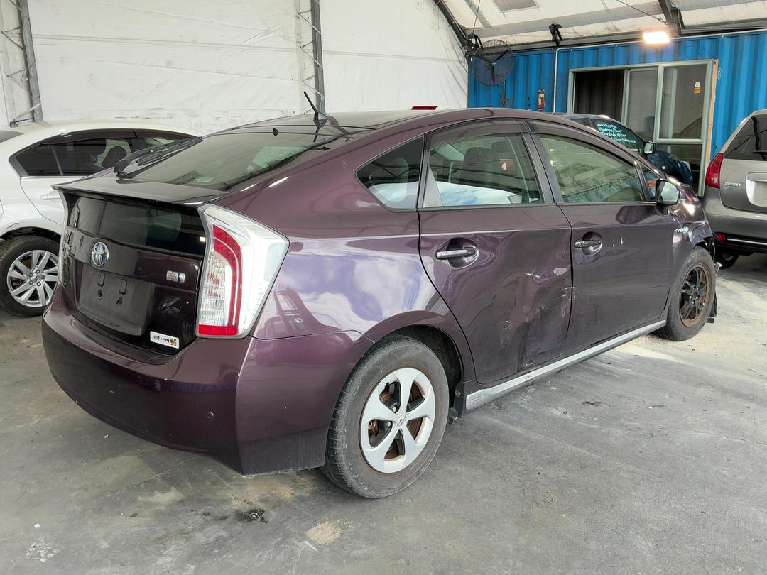 Photo '15' of Toyota Prius