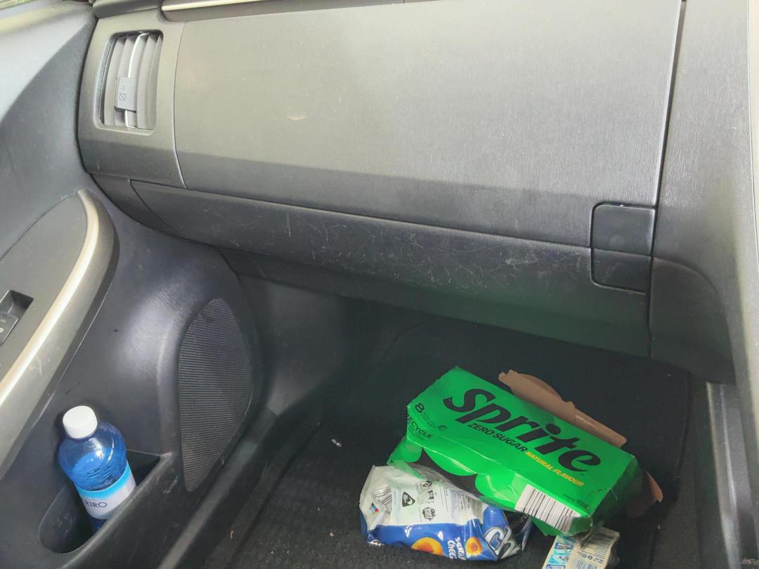Photo '25' of Toyota Prius