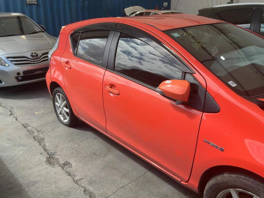 Photo '2' of Toyota Prius C Photo '2' of Toyota Prius C