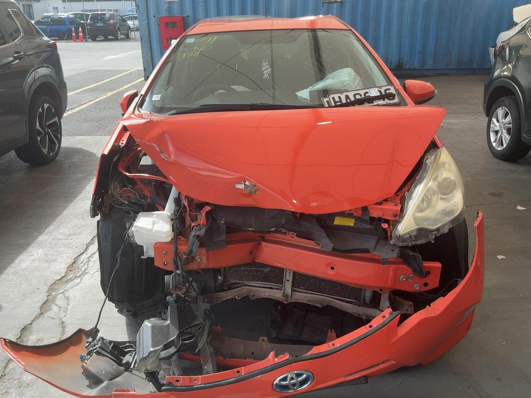 Photo '5' of Toyota Prius C Photo '5' of Toyota Prius C