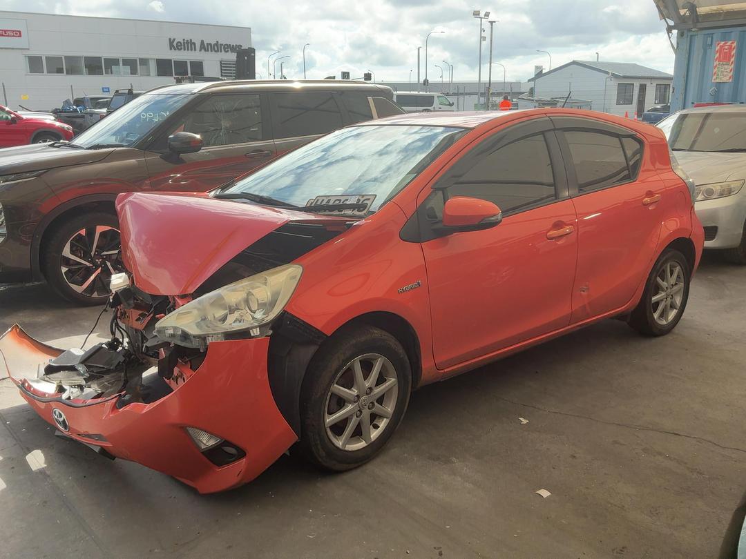 Photo '8' of Toyota Prius C Photo '8' of Toyota Prius C