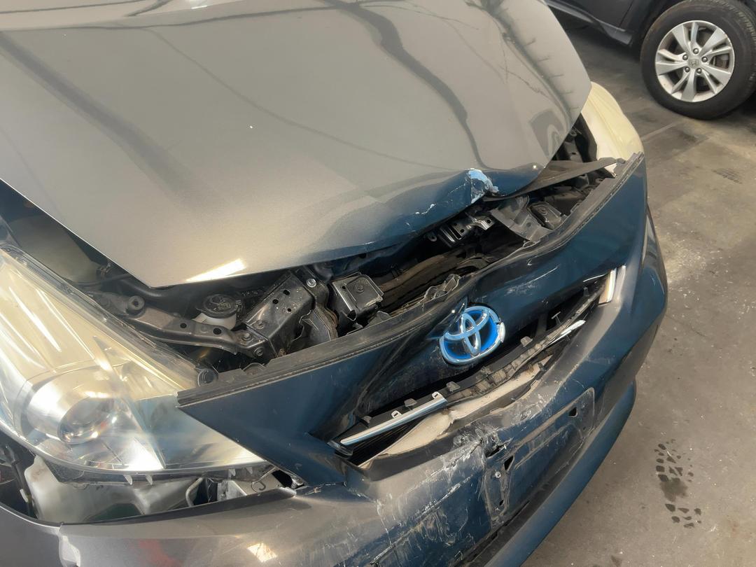 Photo '5' of Toyota Prius V Prius Alpha Photo '5' of Toyota Prius V Prius Alpha