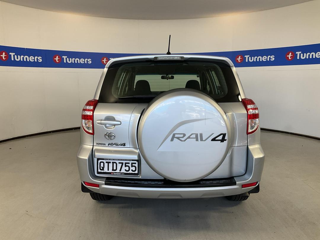 Photo '6' of Toyota Rav4