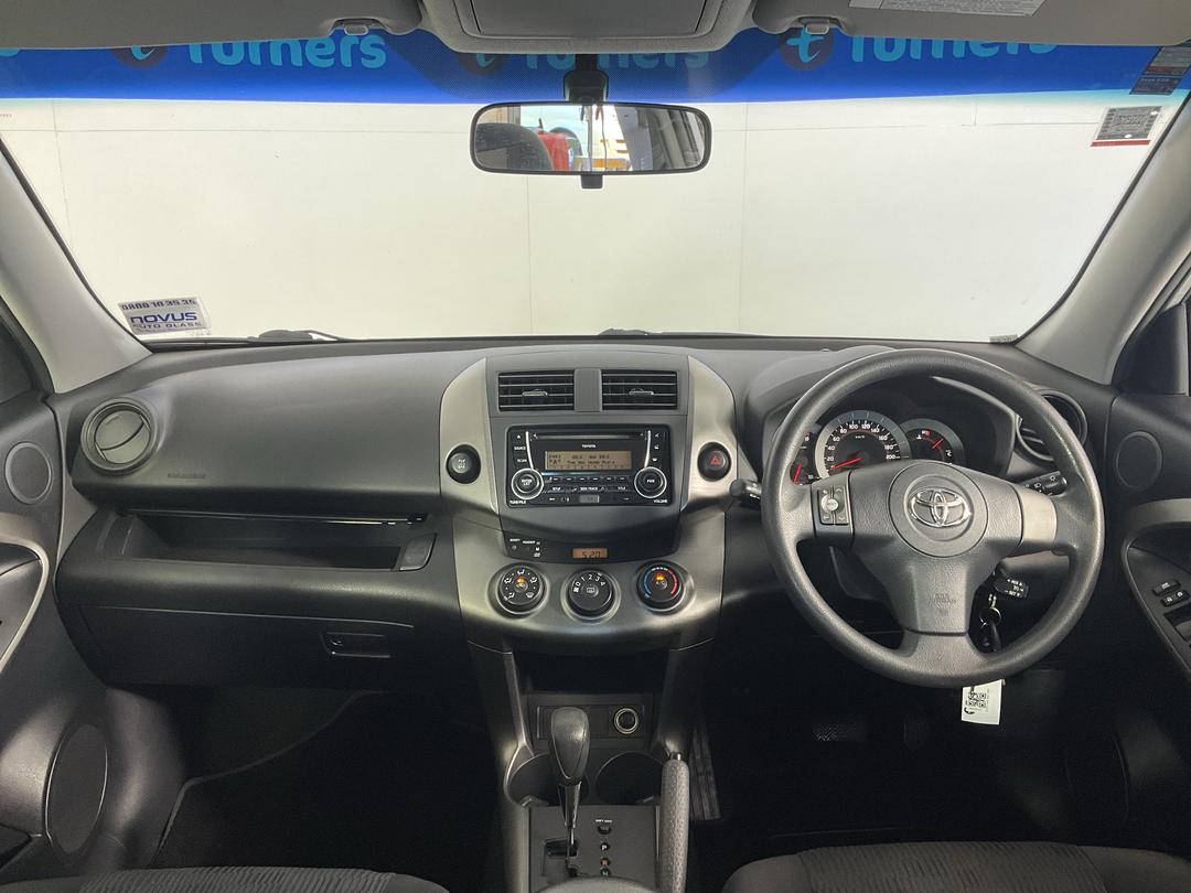 Photo '17' of Toyota Rav4