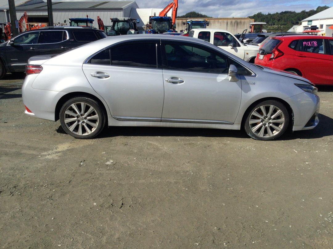 Photo '8' of Toyota SAI