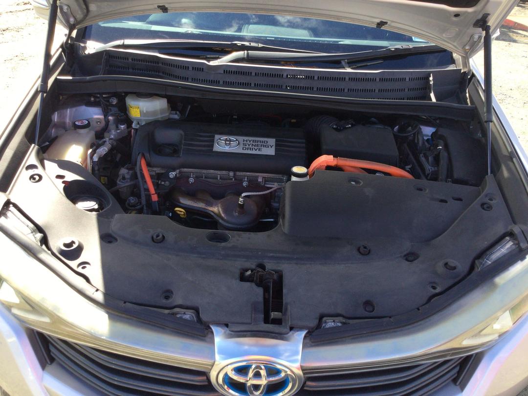 Photo '12' of Toyota SAI