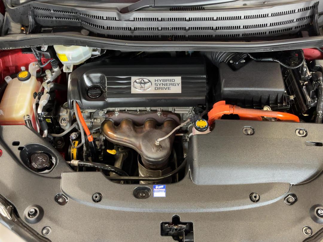 Photo '13' of Toyota SAI