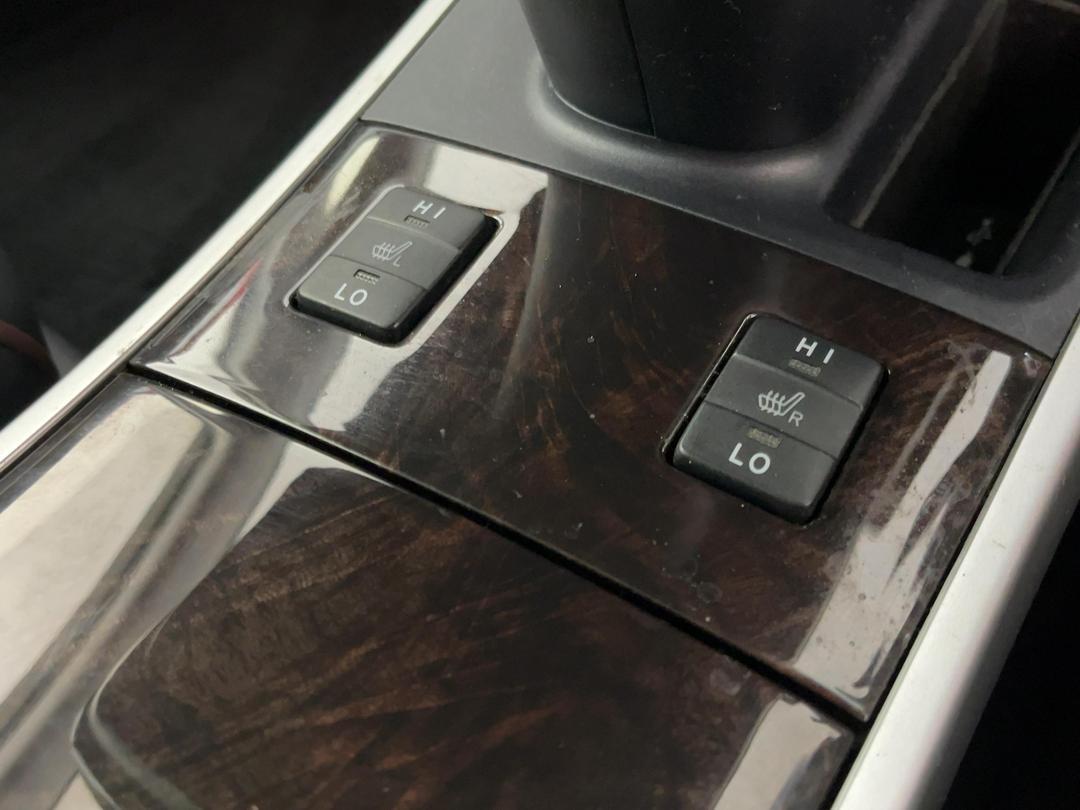 Photo '26' of Toyota SAI