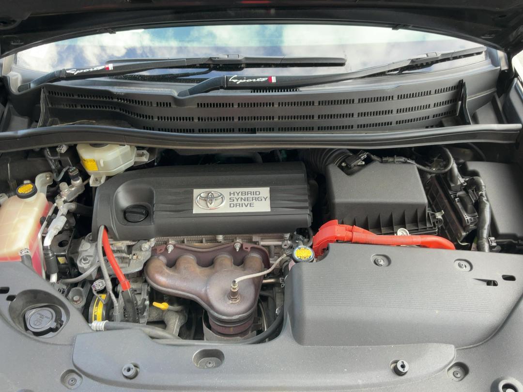 Photo '2' of Toyota SAI Photo '2' of Toyota SAI