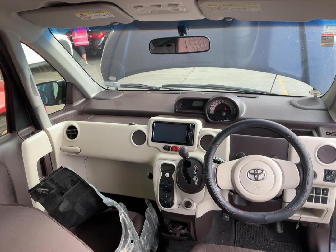 Photo '21' of Toyota Spade