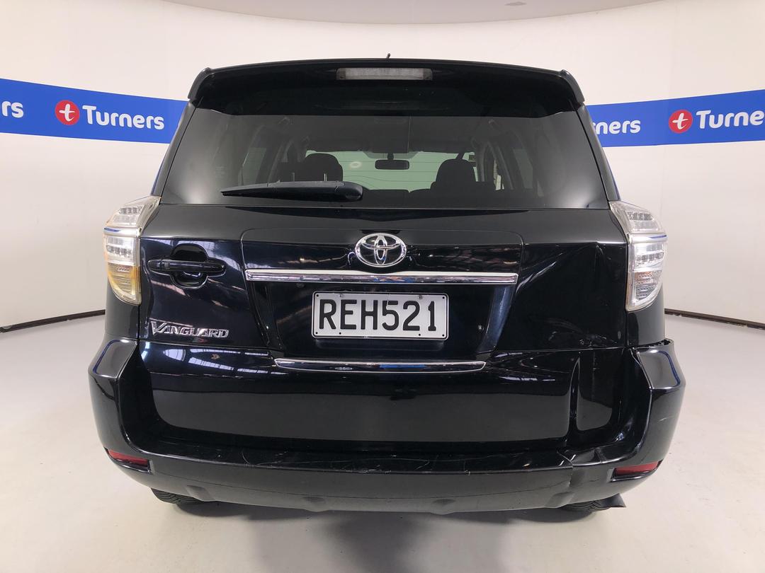 Photo '6' of Toyota Vanguard