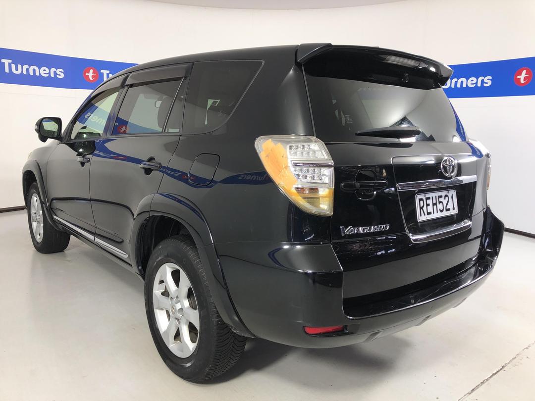 Photo '5' of Toyota Vanguard