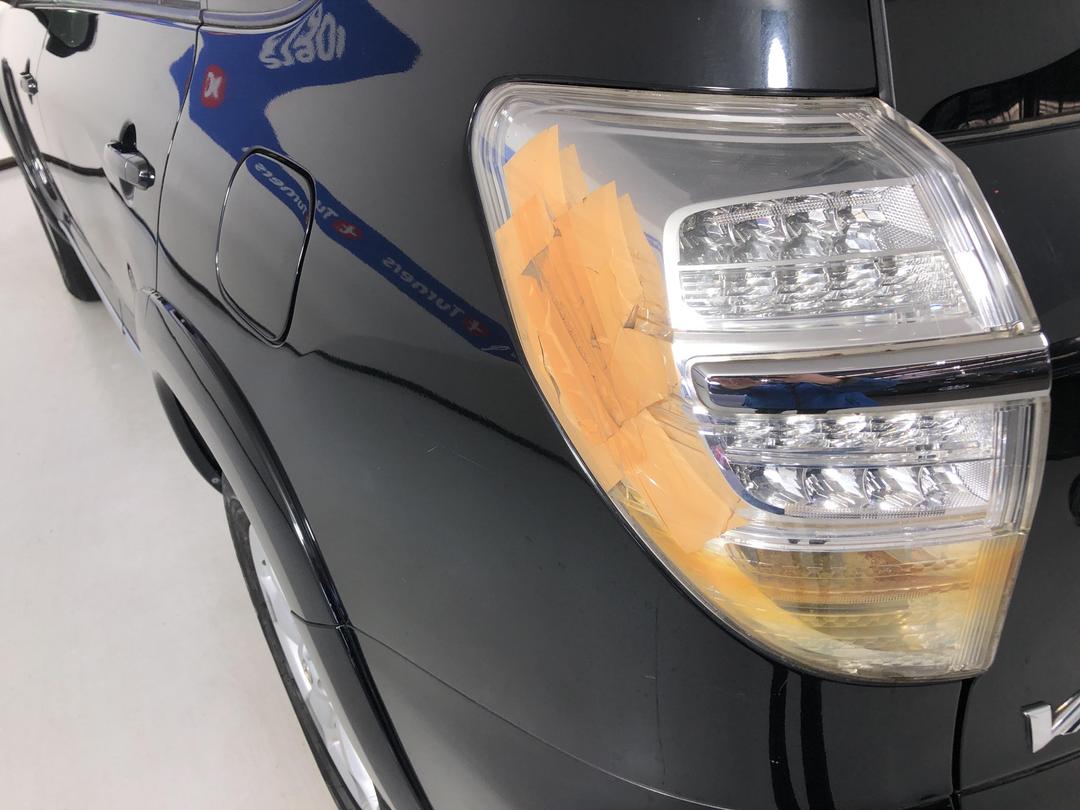 Photo '25' of Toyota Vanguard