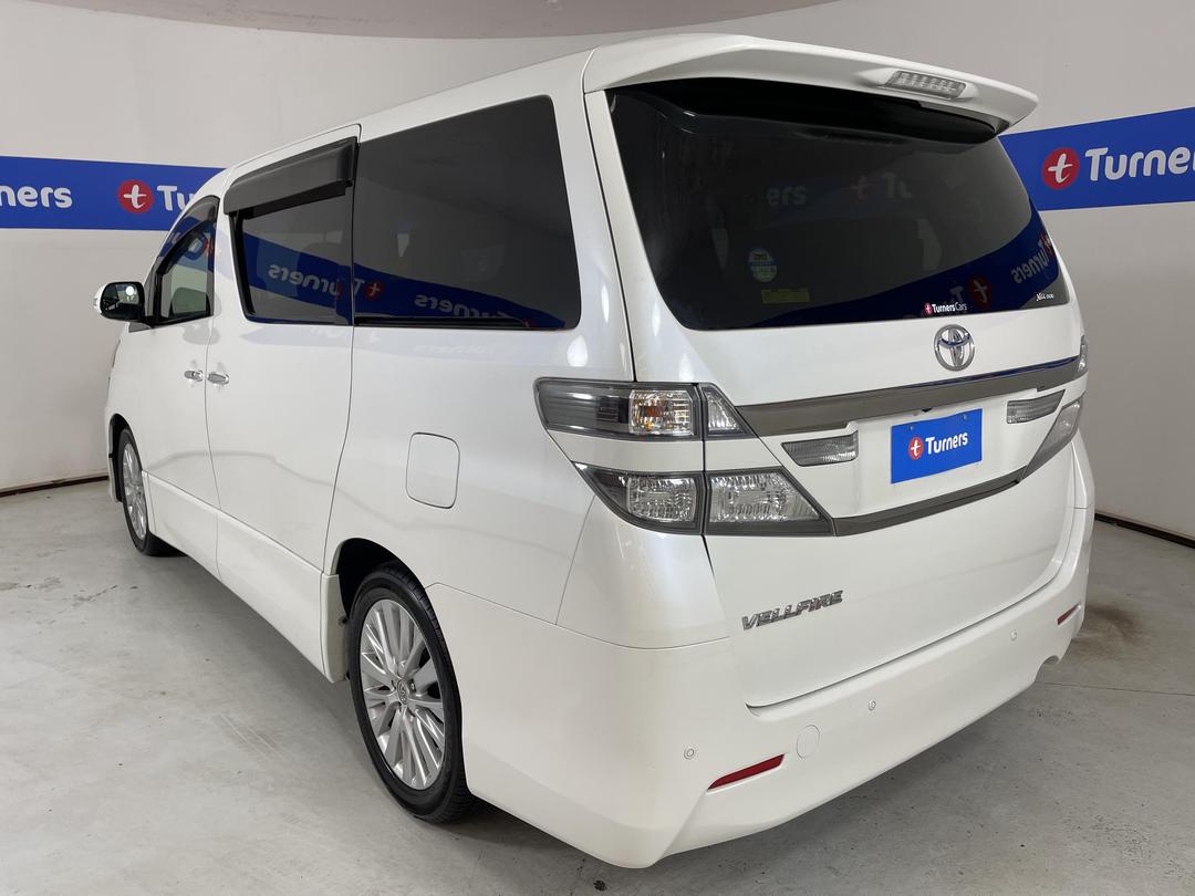 Photo '5' of Toyota Vellfire