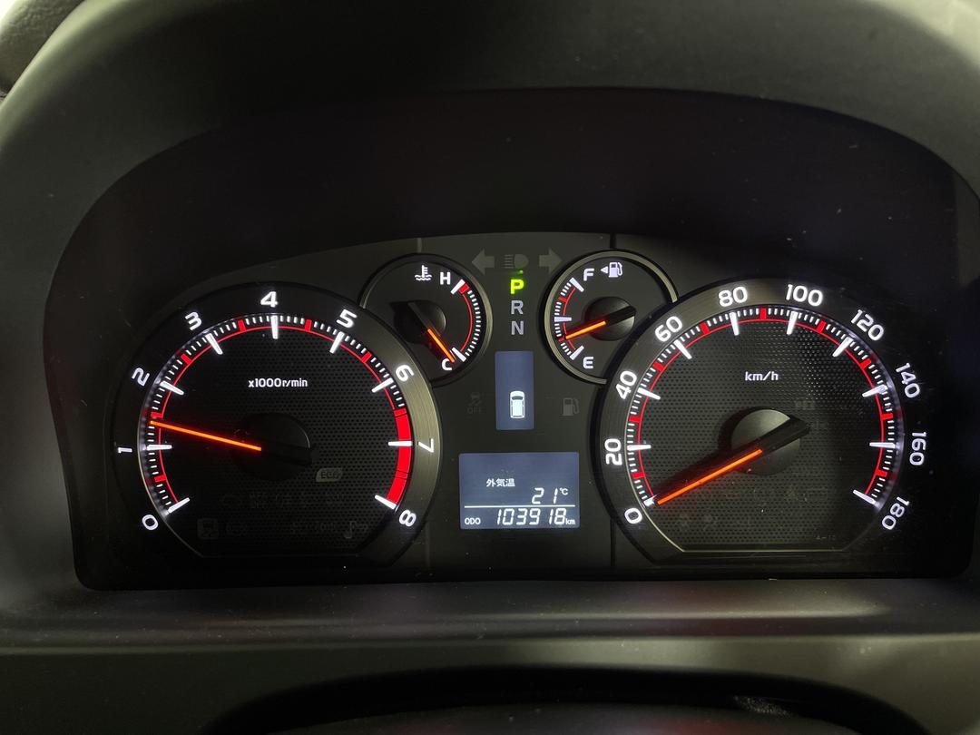 Photo '21' of Toyota Vellfire