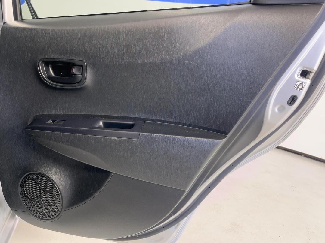 Photo '19' of Toyota Vitz
