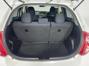 Photo '14' of Toyota Vitz