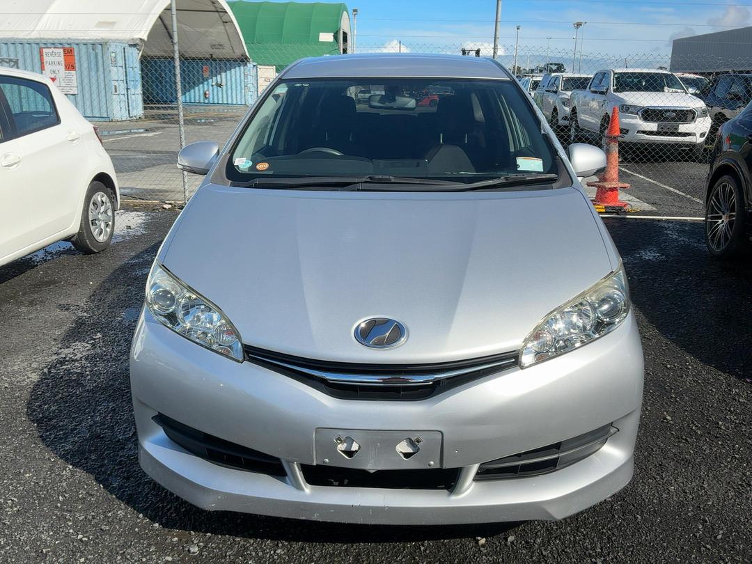 Photo '2' of Toyota Wish Photo '2' of Toyota Wish