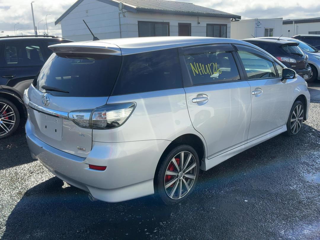 Photo '6' of Toyota Wish Photo '6' of Toyota Wish