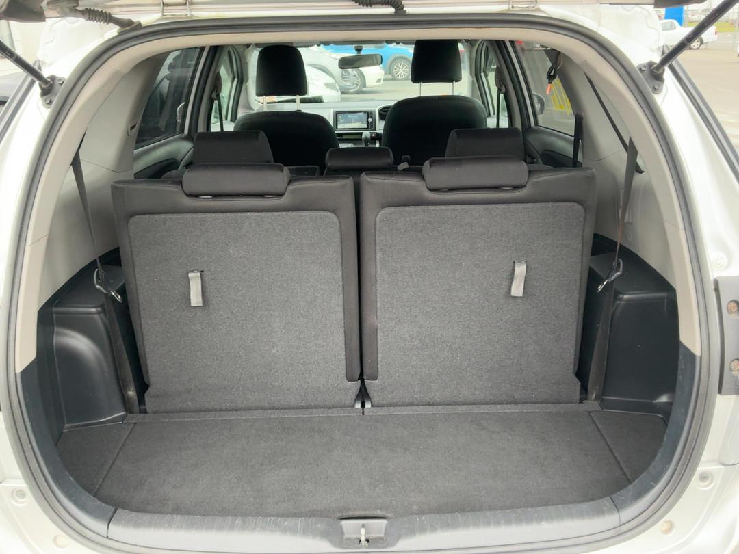 Photo '7' of Toyota Wish Photo '7' of Toyota Wish