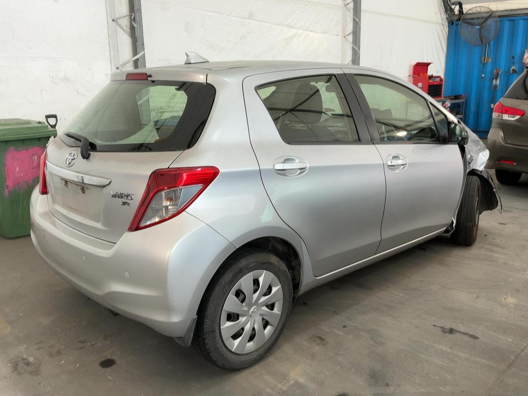 Photo '17' of Toyota Yaris YR Photo '17' of Toyota Yaris YR
