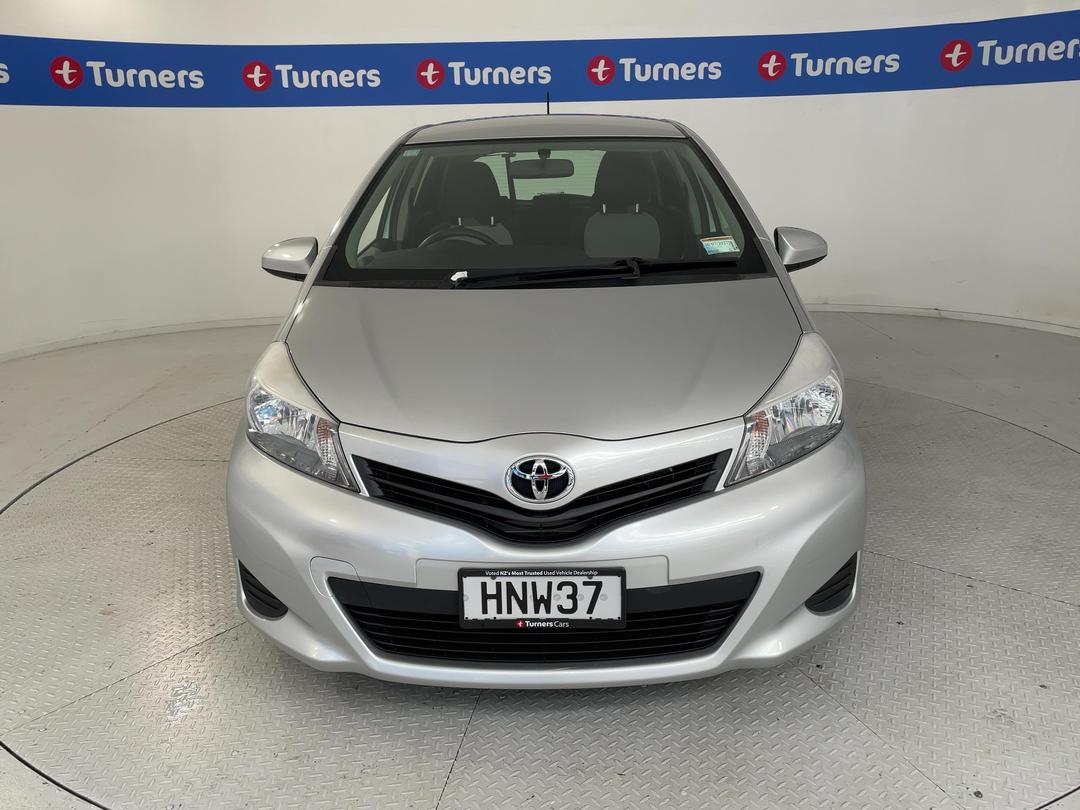 Photo '2' of Toyota Yaris