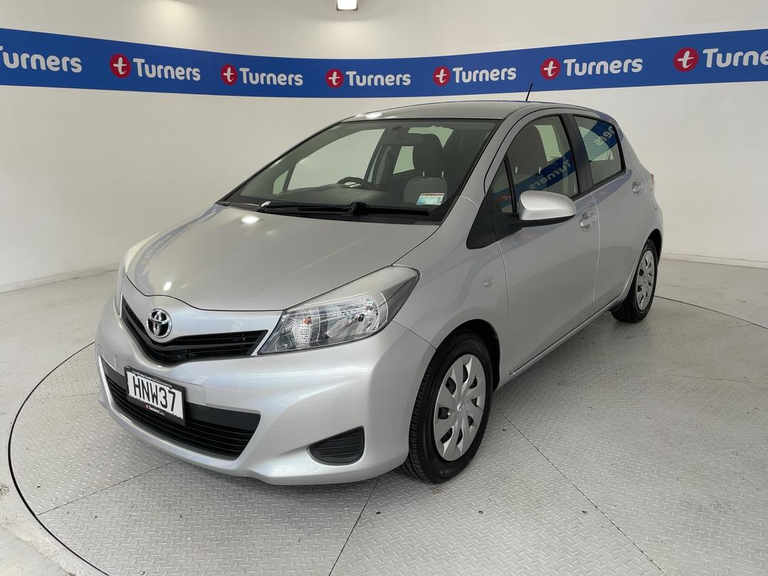 Photo '4' of Toyota Yaris