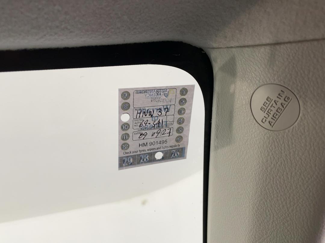 Photo '27' of Toyota Yaris