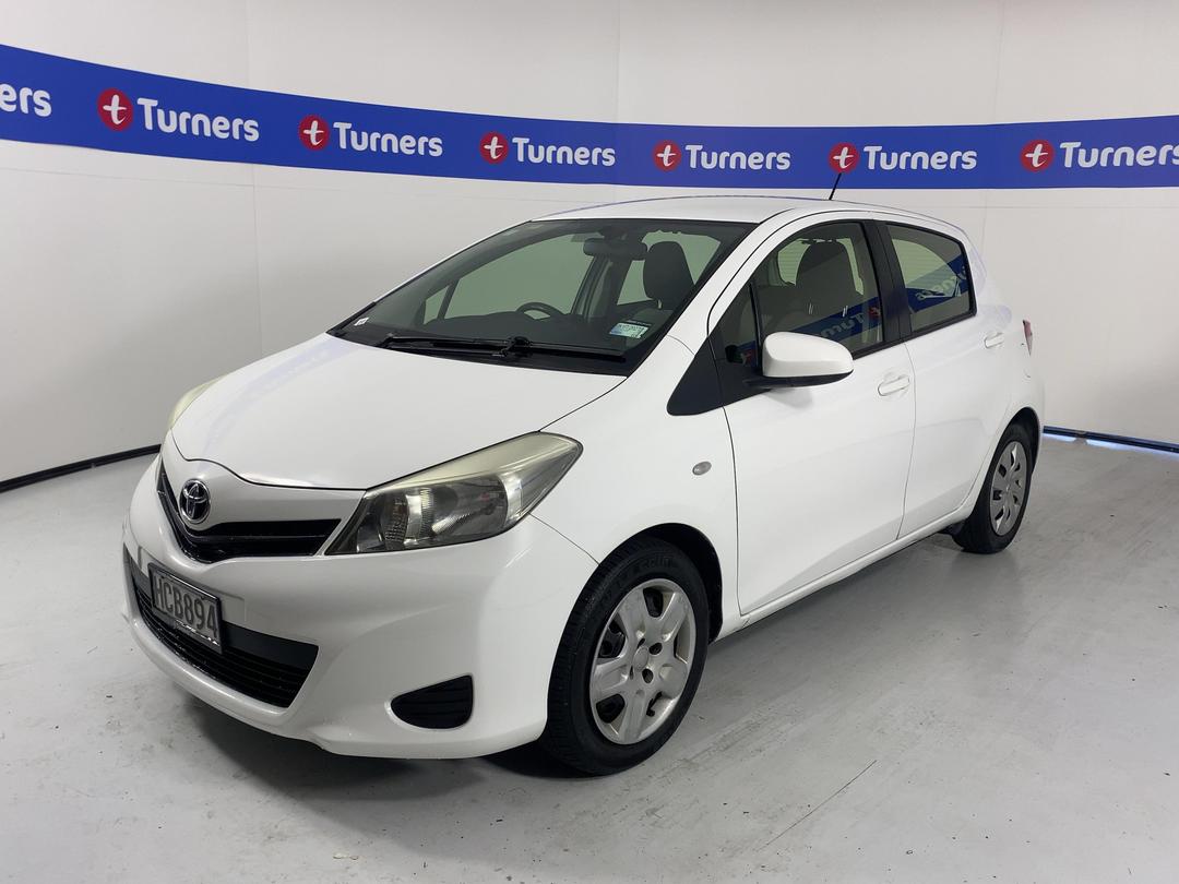 Photo '4' of Toyota Yaris