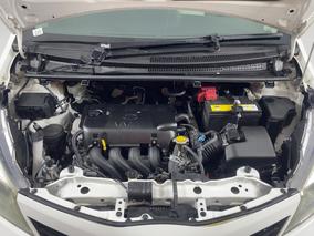 Photo '13' of Toyota Yaris