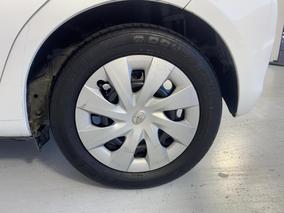 Photo '11' of Toyota Yaris