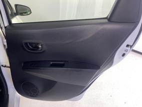 Photo '19' of Toyota Yaris