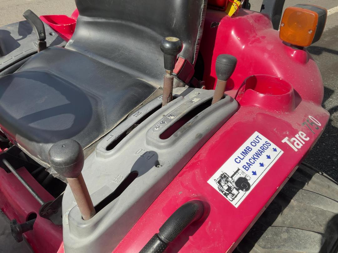 Photo '11' of Tractor TYM T233 Tractor
