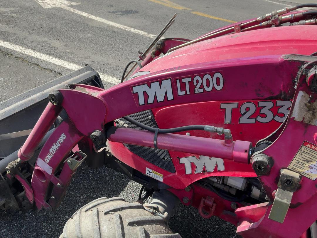 Photo '13' of Tractor TYM T233 Tractor