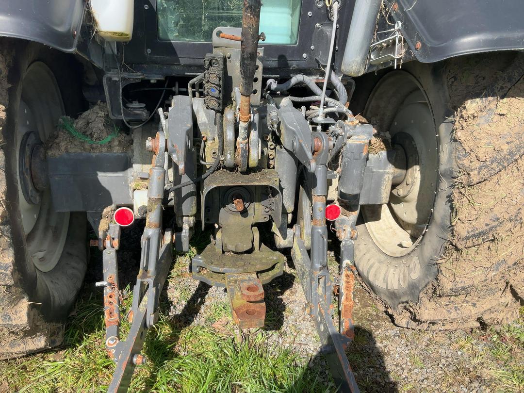 Photo '13' of valtra tractor N92 Tractor