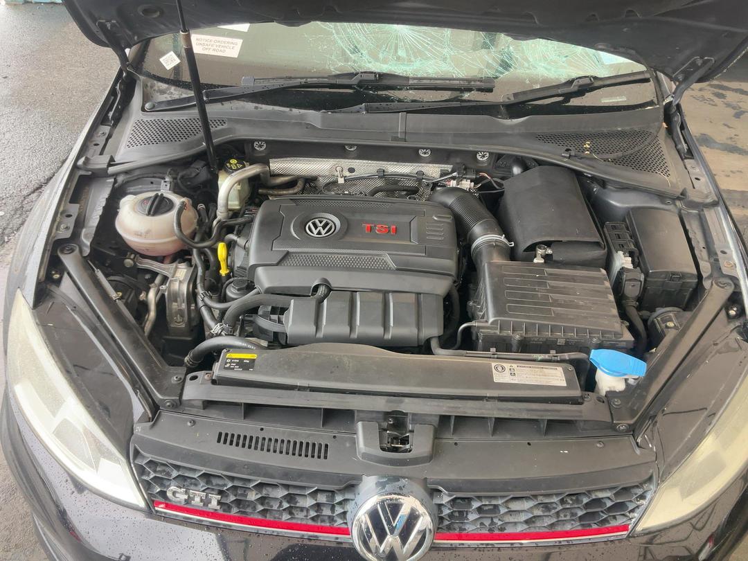 Photo '10' of Volkswagen Golf GTI 162KW Photo '10' of Volkswagen Golf GTI 162KW