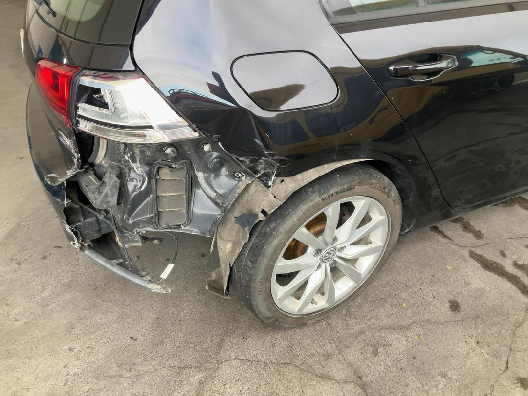 Photo '15' of Volkswagen Golf