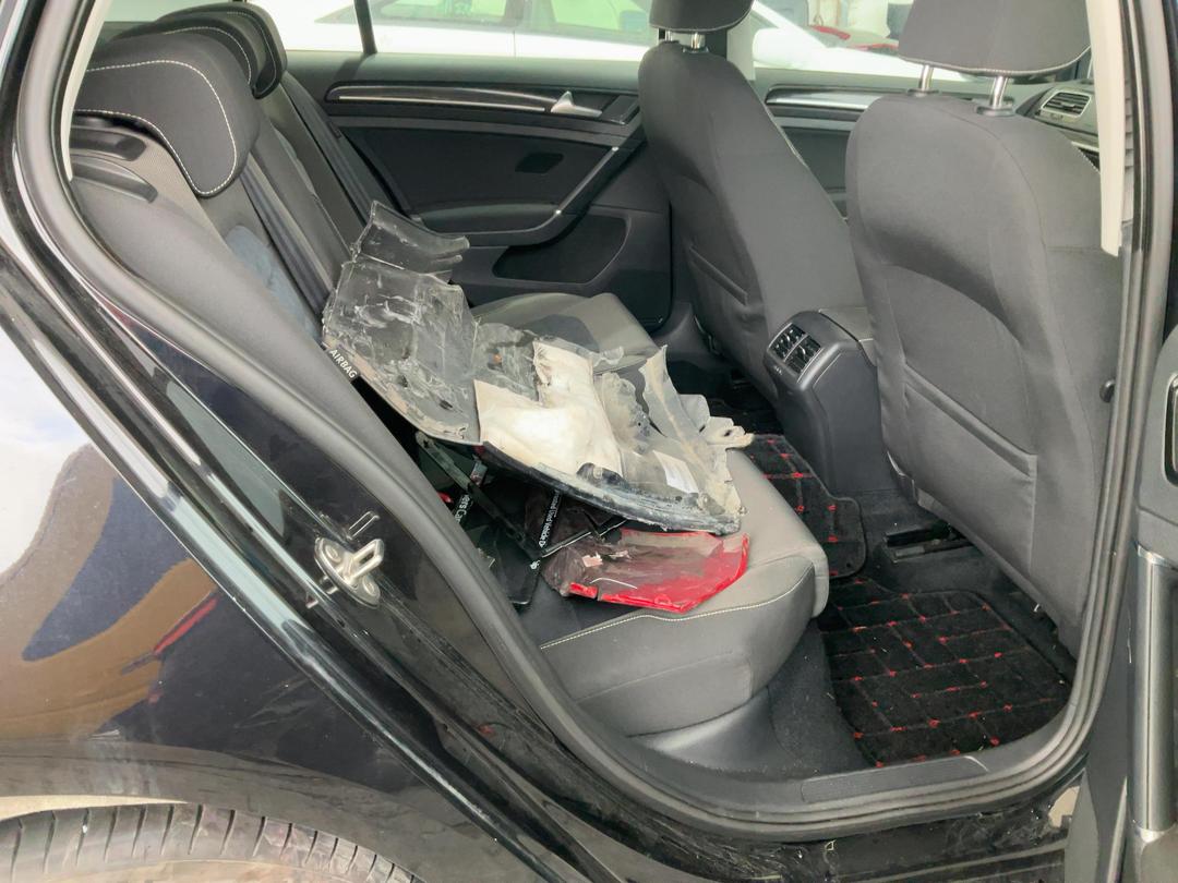 Photo '18' of Volkswagen Golf