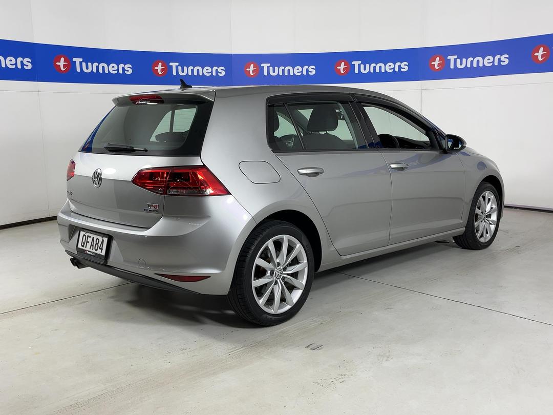 Photo '7' of Volkswagen Golf