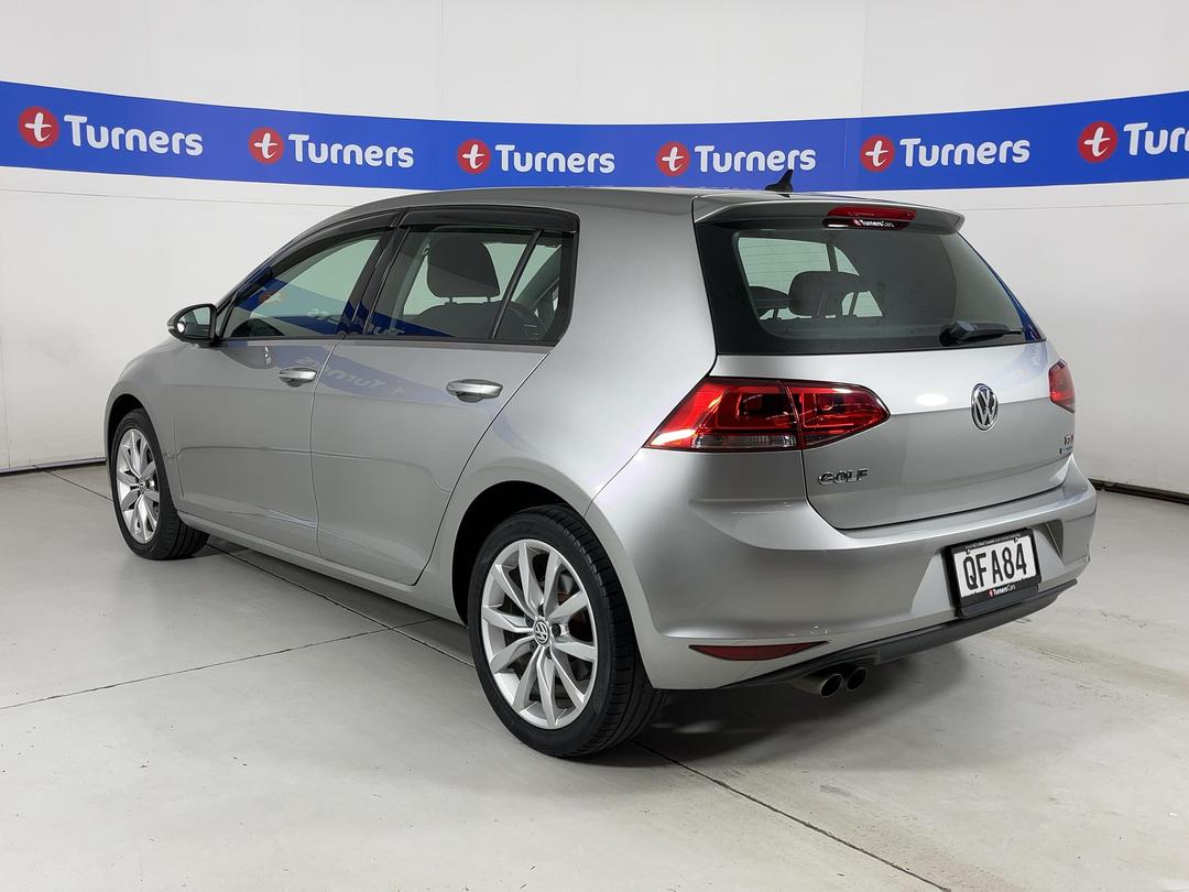Photo '5' of Volkswagen Golf