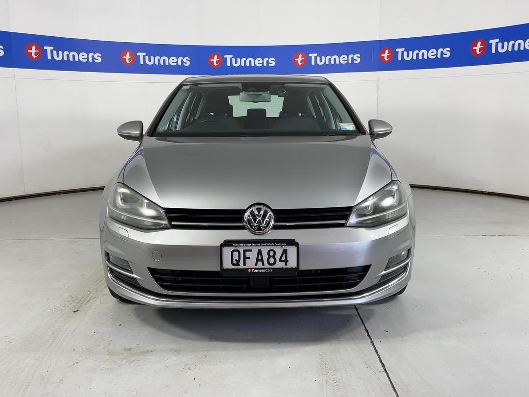 Photo '2' of Volkswagen Golf